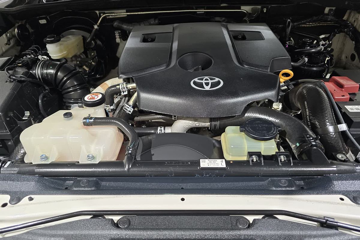 2021 Toyota Hilux SR GUN126R 4X4