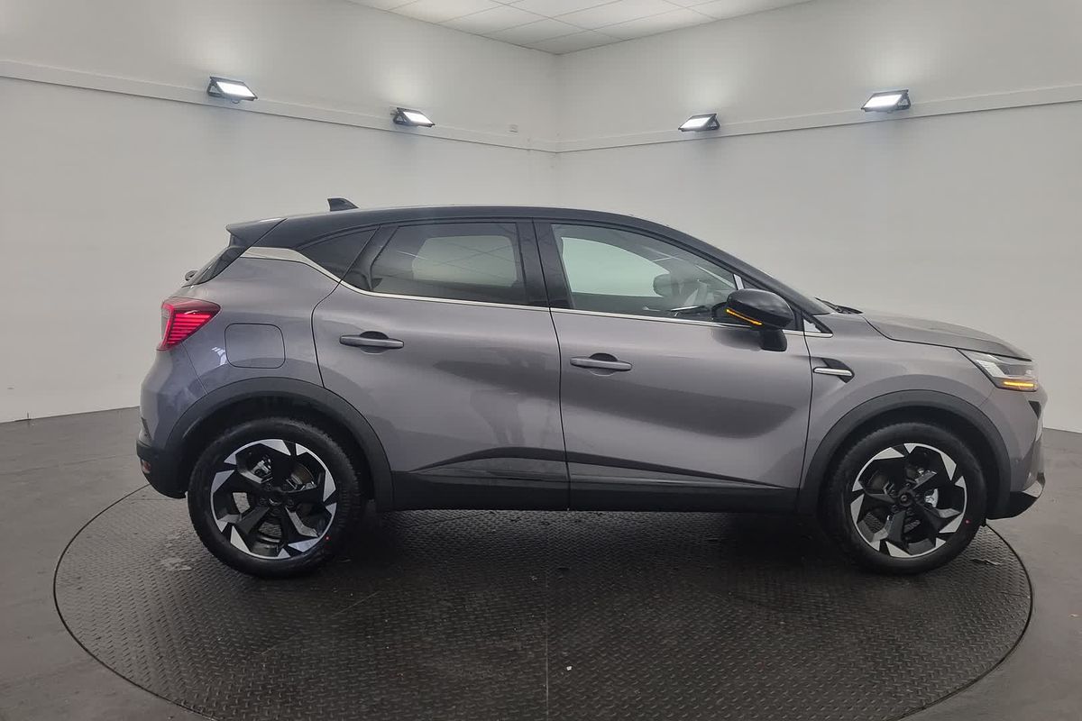 2025 Mitsubishi XE2E45