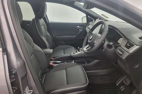 2025 Mitsubishi XE2E45