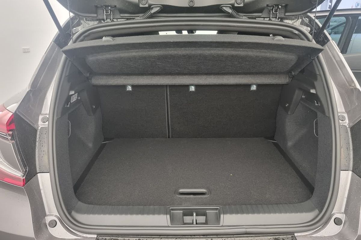 2025 Mitsubishi XE2E45