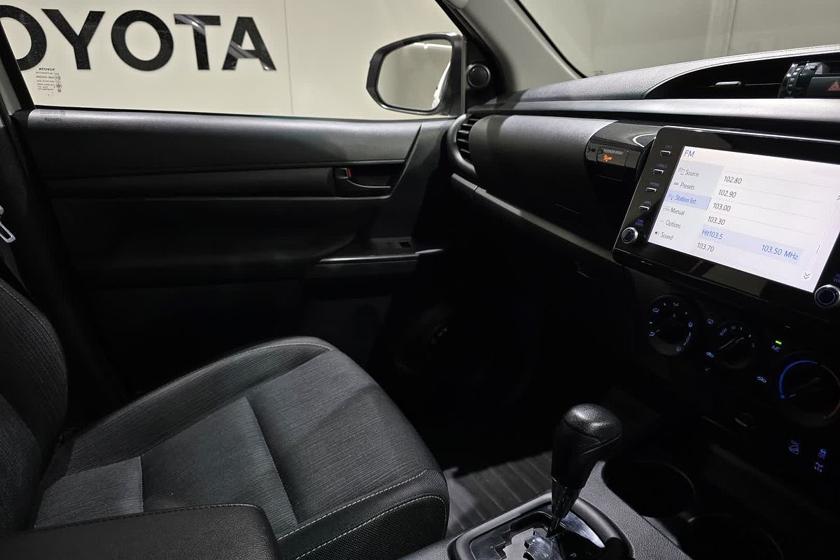 2021 Toyota Hilux SR GUN126R 4X4