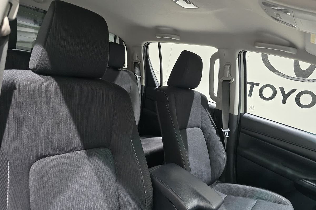 2021 Toyota Hilux SR GUN126R 4X4