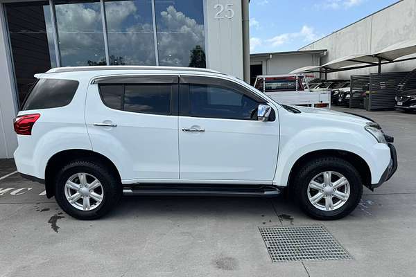 2016 Isuzu MU-X LS-T