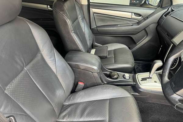 2016 Isuzu MU-X LS-T