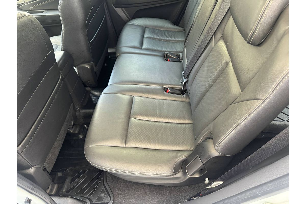 2016 Isuzu MU-X LS-T