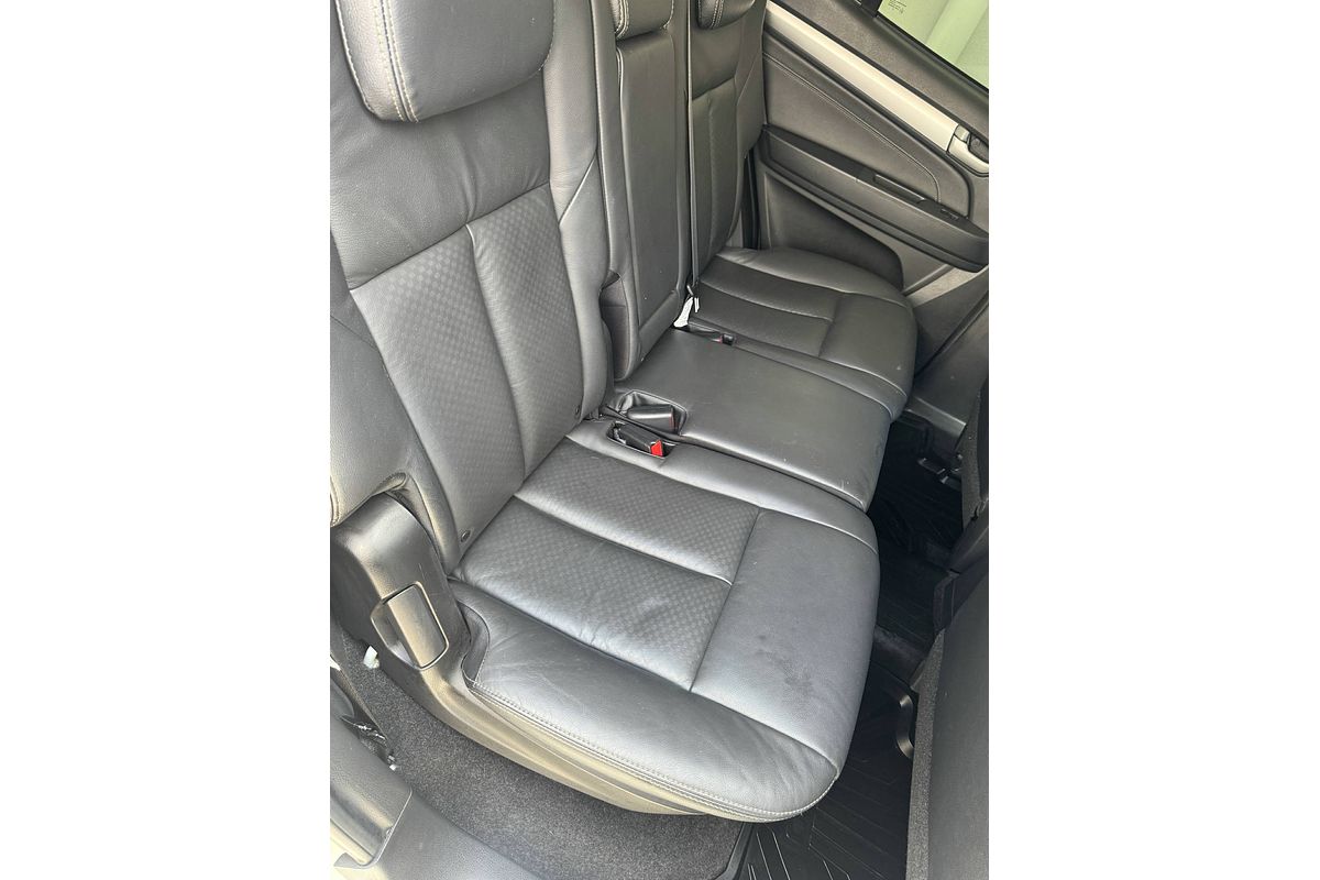 2016 Isuzu MU-X LS-T