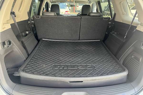 2016 Isuzu MU-X LS-T