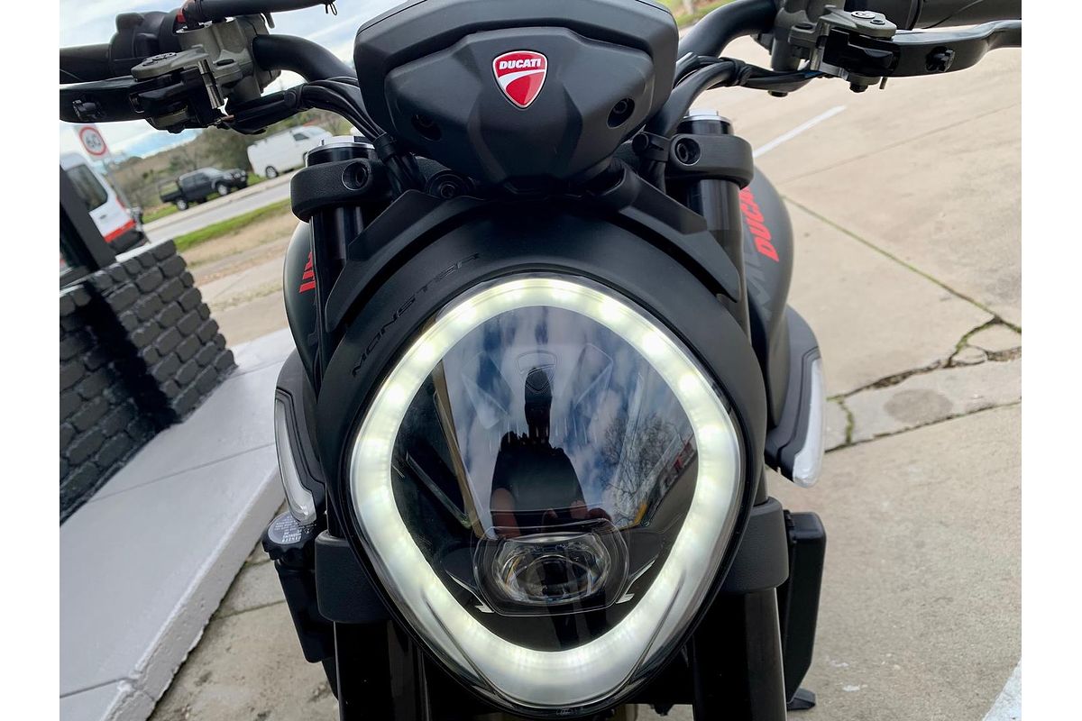 2023 Ducati Monster 937 Monster