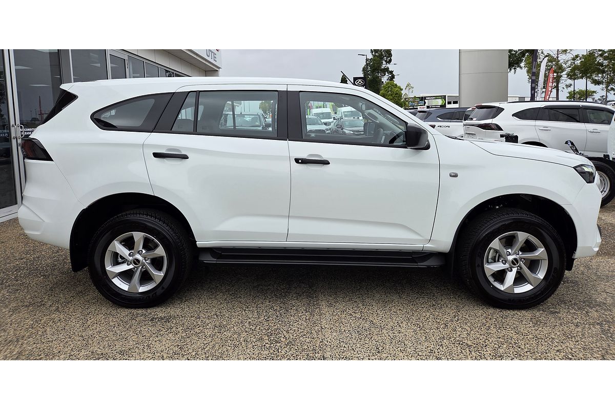 2025 Isuzu MU-X LS-M