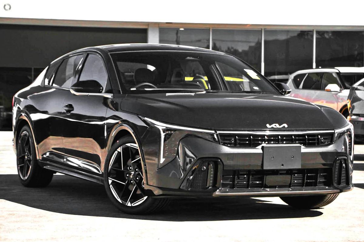 2025 Kia K4 GT-Line CL4m