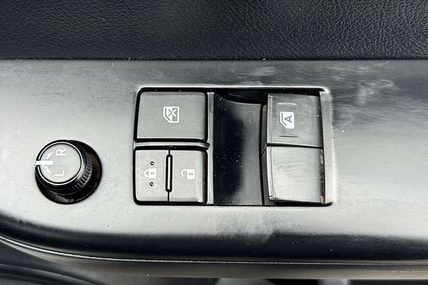 2020 Toyota Hilux Workmate TGN121R Rear Wheel Drive