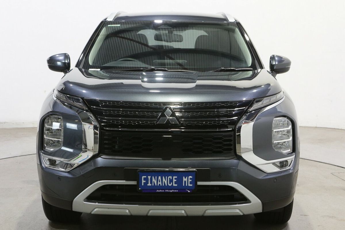 2024 Mitsubishi Outlander LS ZM