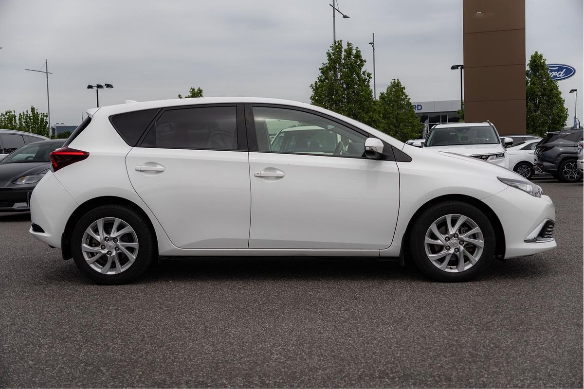 2015 Toyota Corolla Ascent Sport ZRE182R