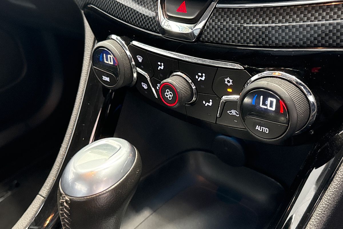 2016 Holden Ute SV6 BLACK EDITION VFII MY16 REAR WHEEL DRIVE