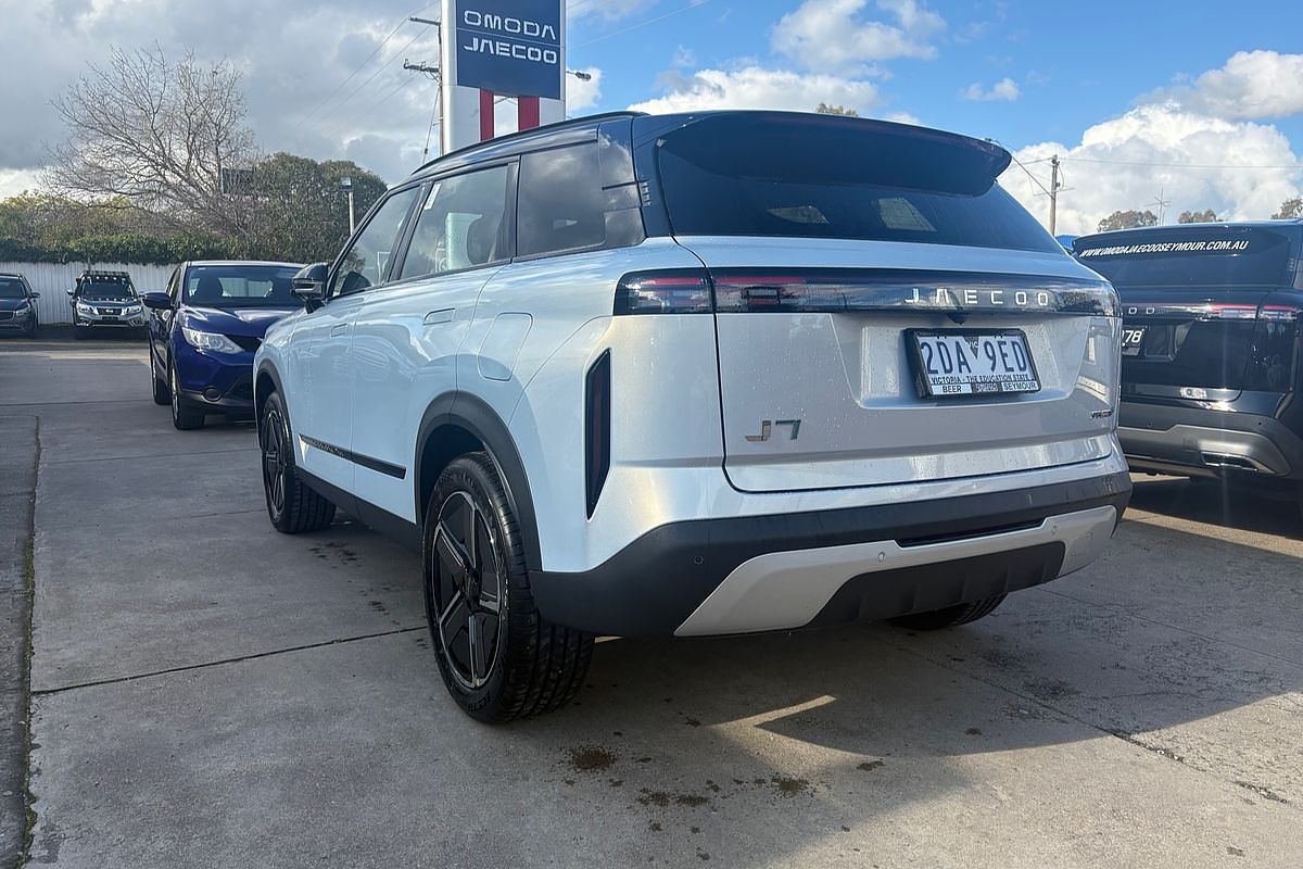 2025 Jaecoo J7 SHS Summit