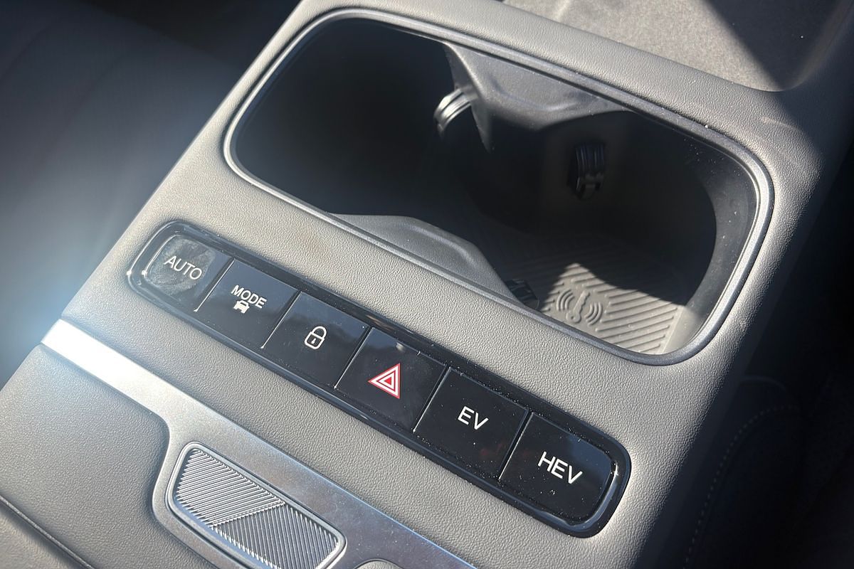 2025 Jaecoo J7 SHS Summit