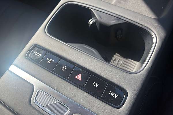 2025 Jaecoo J7 SHS Summit