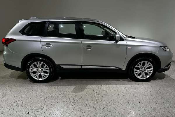 2021 Mitsubishi Outlander ES ZL