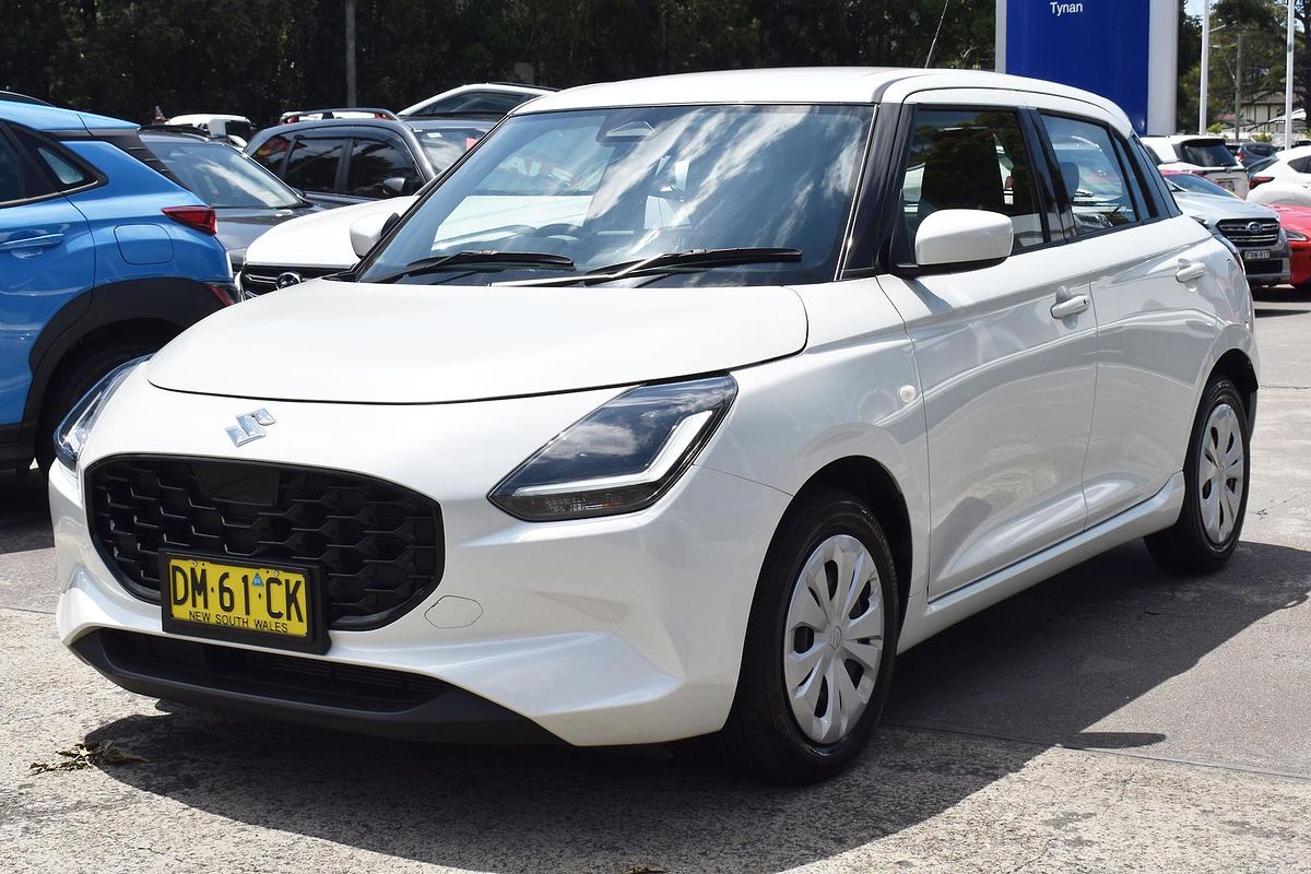 2024 Suzuki Swift Hybrid UZ