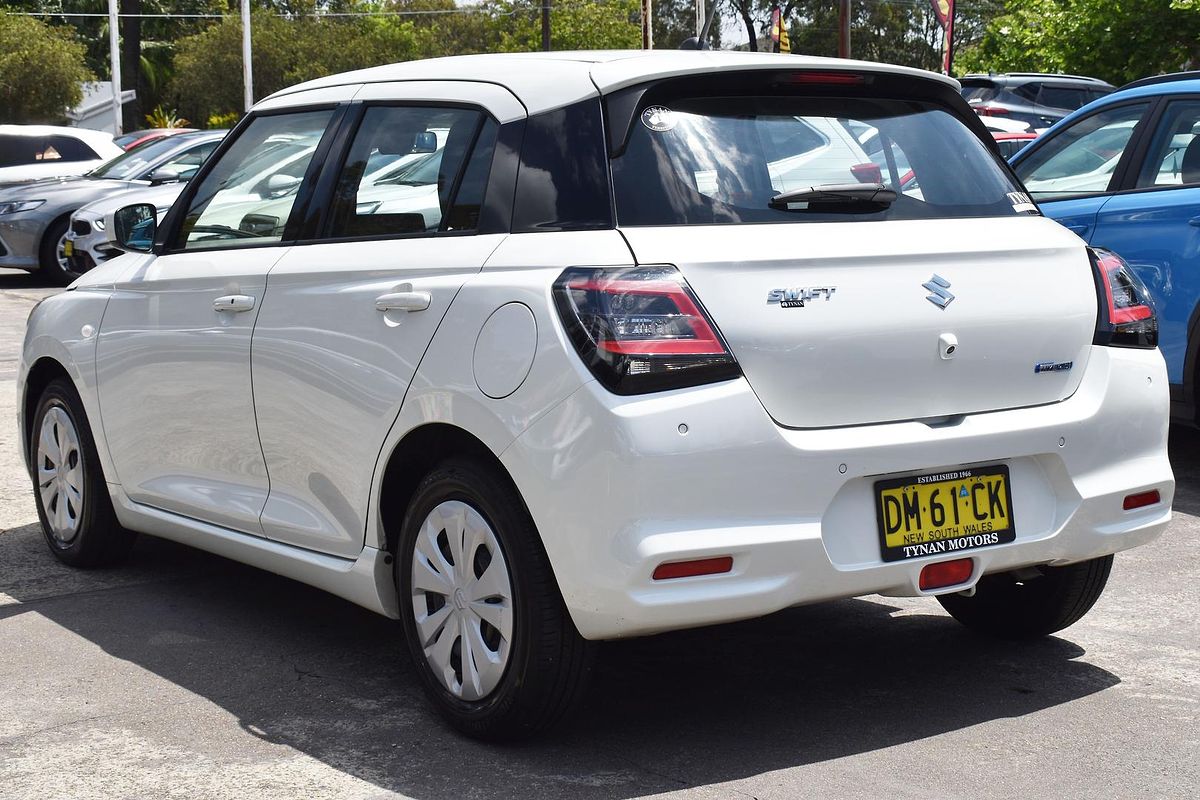 2024 Suzuki Swift Hybrid UZ