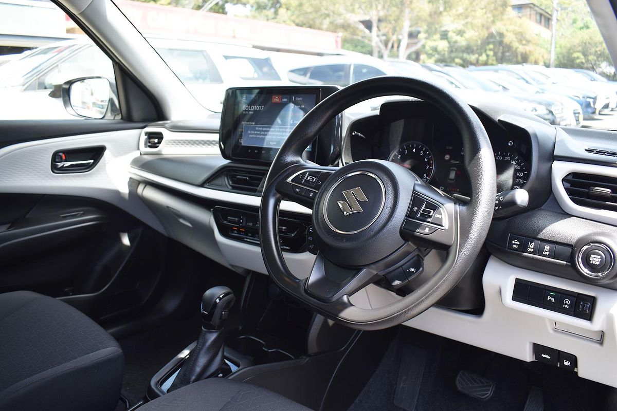 2024 Suzuki Swift Hybrid UZ