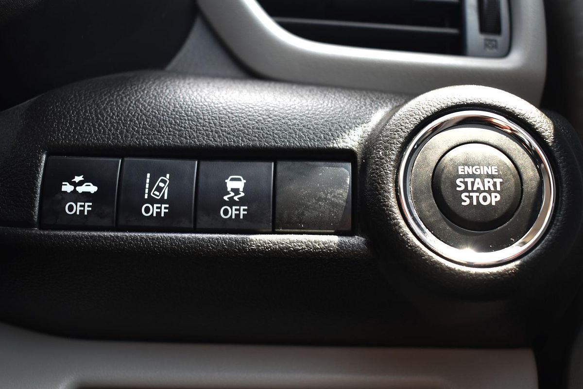 2024 Suzuki Swift Hybrid UZ