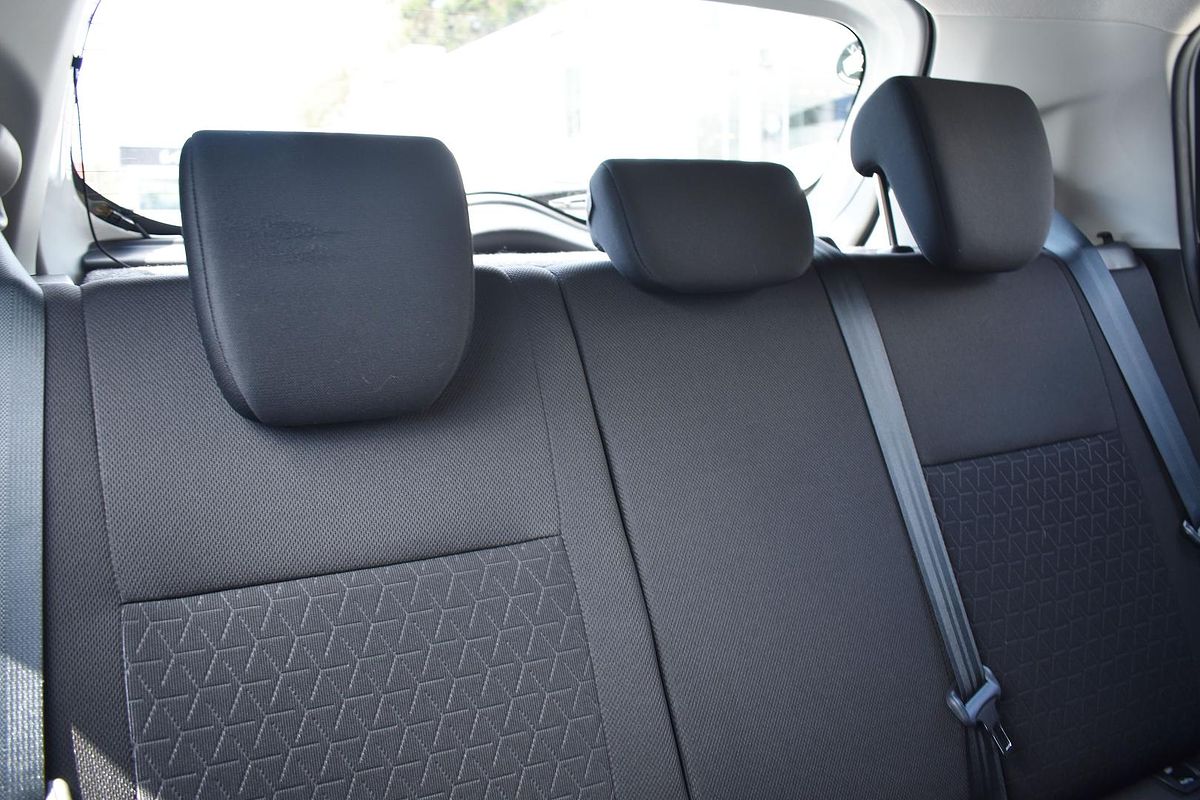 2024 Suzuki Swift Hybrid UZ