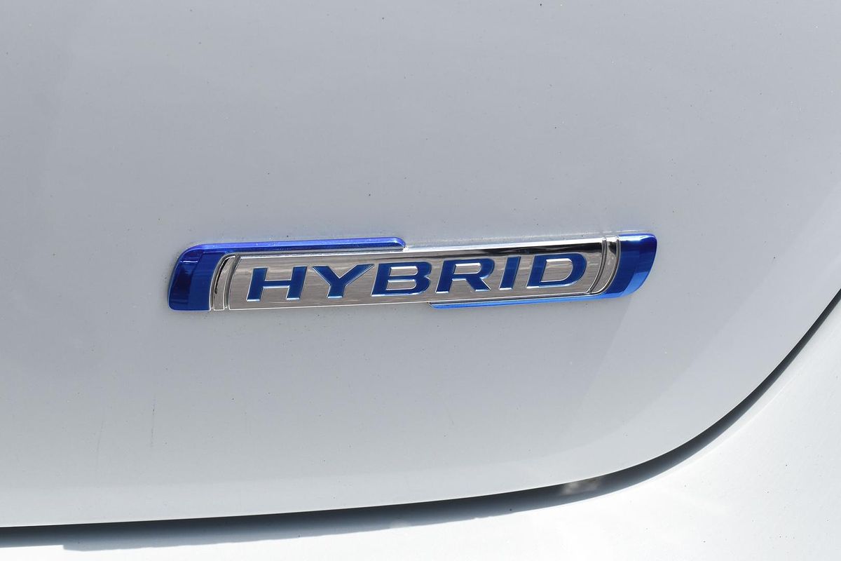 2024 Suzuki Swift Hybrid UZ