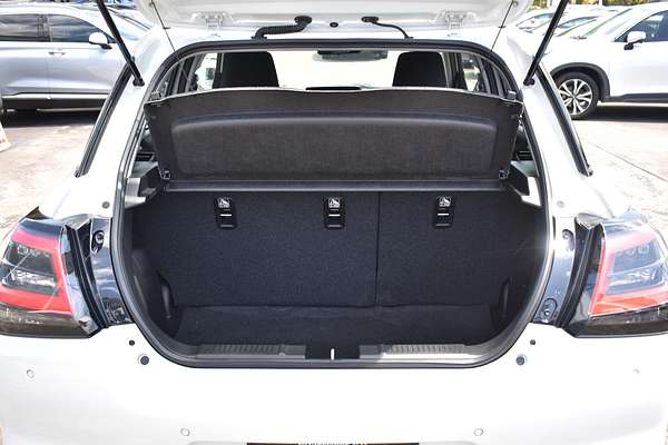 2024 Suzuki Swift Hybrid UZ