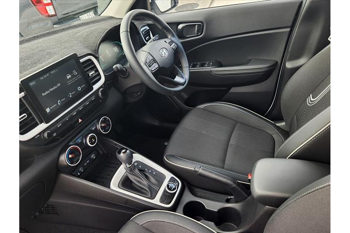 2024 Hyundai Venue Active QX.V5