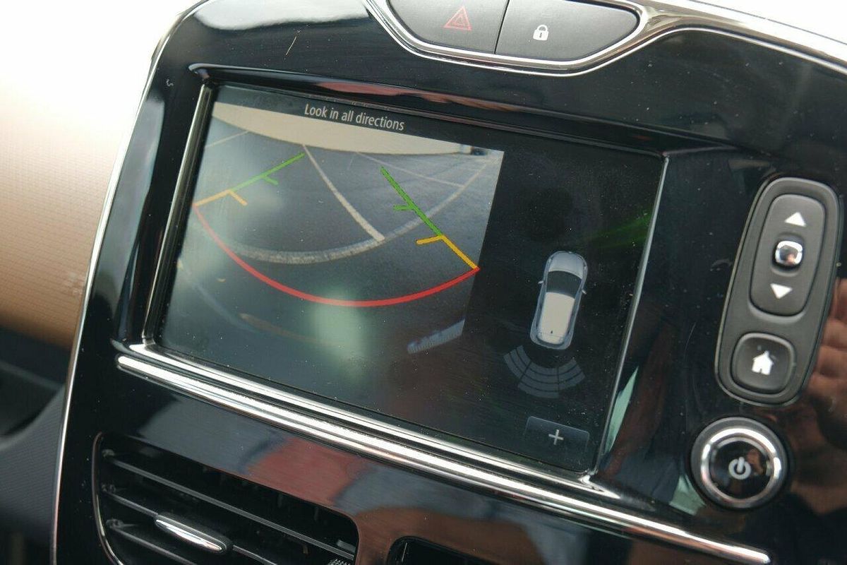 2014 Renault Clio Dynamique IV B98