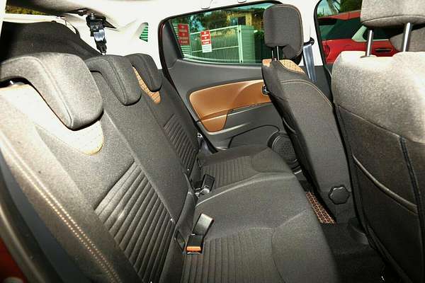 2014 Renault Clio Dynamique IV B98