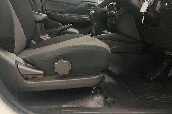 2021 Mitsubishi Triton