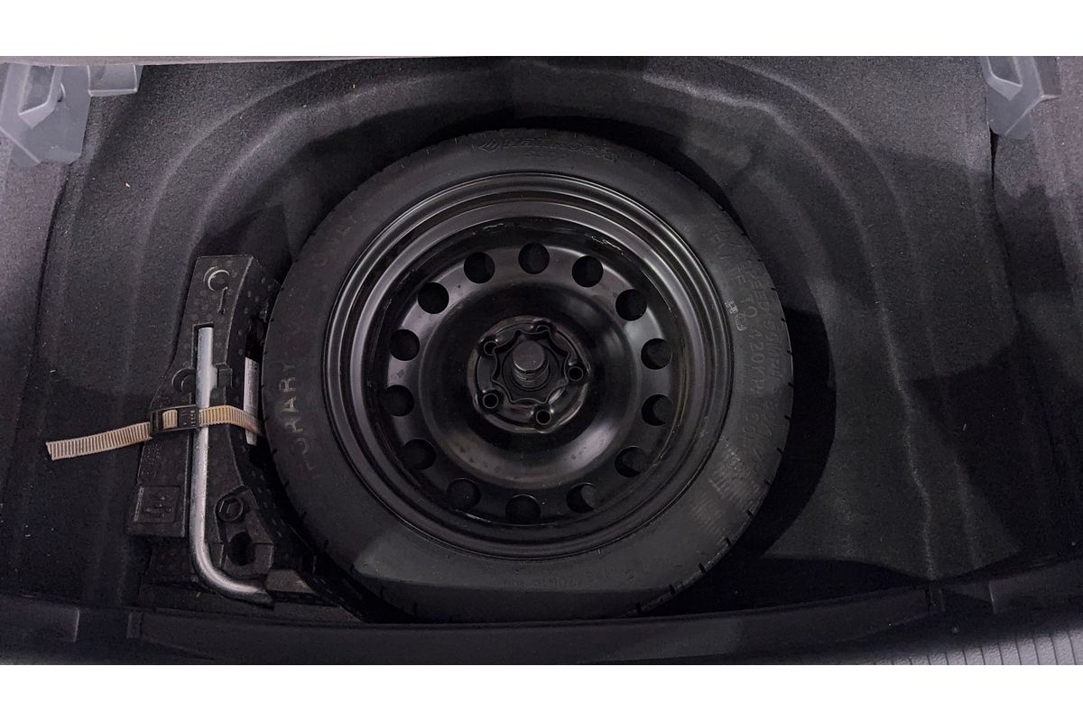 2016 Volkswagen Golf 92TSI Trendline 7