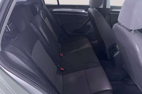 2016 Volkswagen Golf 92TSI Trendline 7