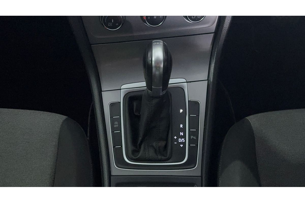 2016 Volkswagen Golf 92TSI Trendline 7