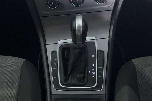 2016 Volkswagen Golf 92TSI Trendline 7