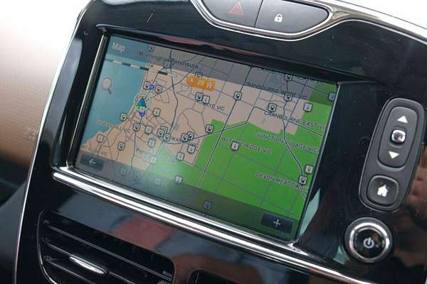 2014 Renault Clio Dynamique IV B98