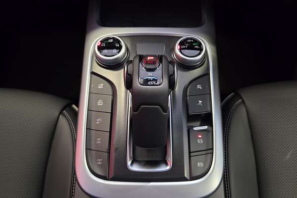 2025 GWM Tank 300 Ultra P01