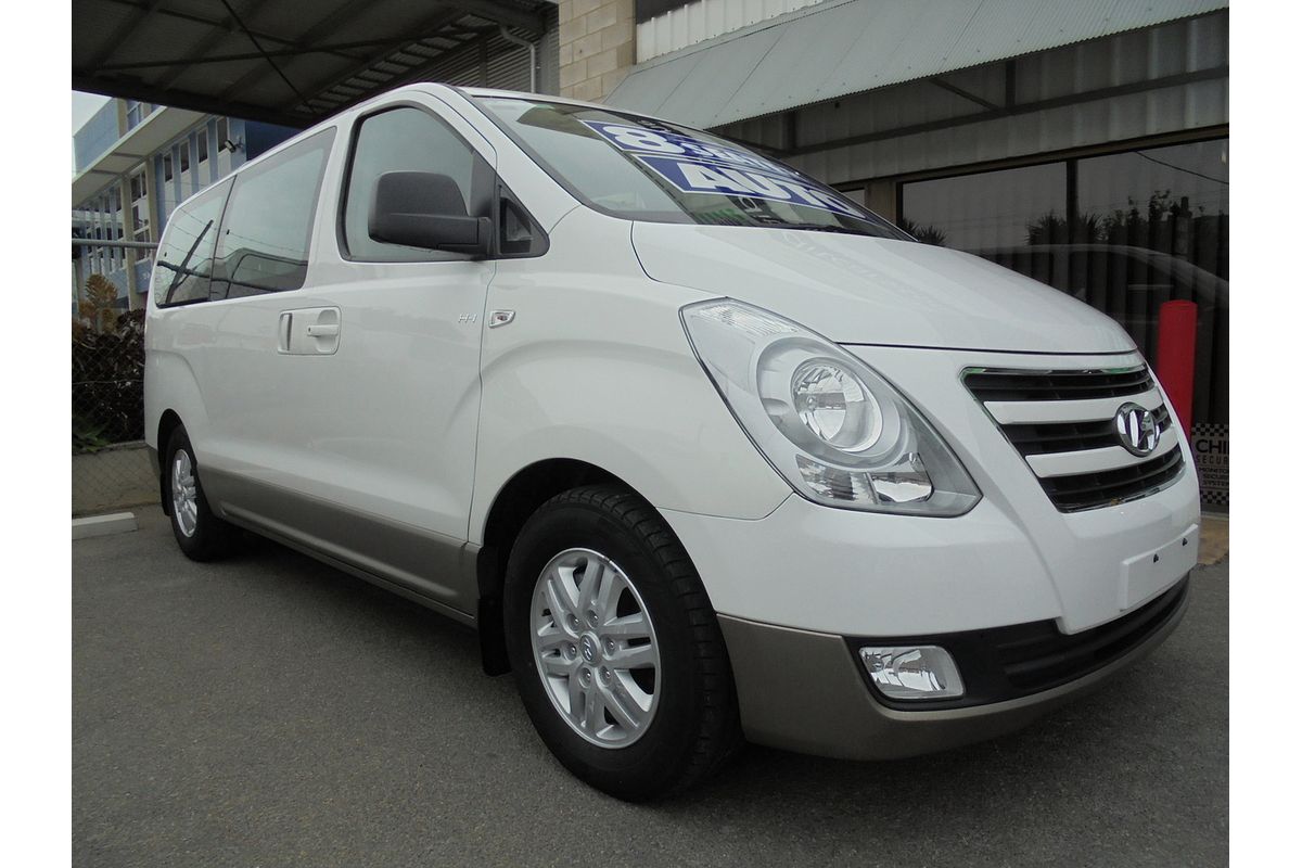 2017 Hyundai iMax TQ3-W Series II