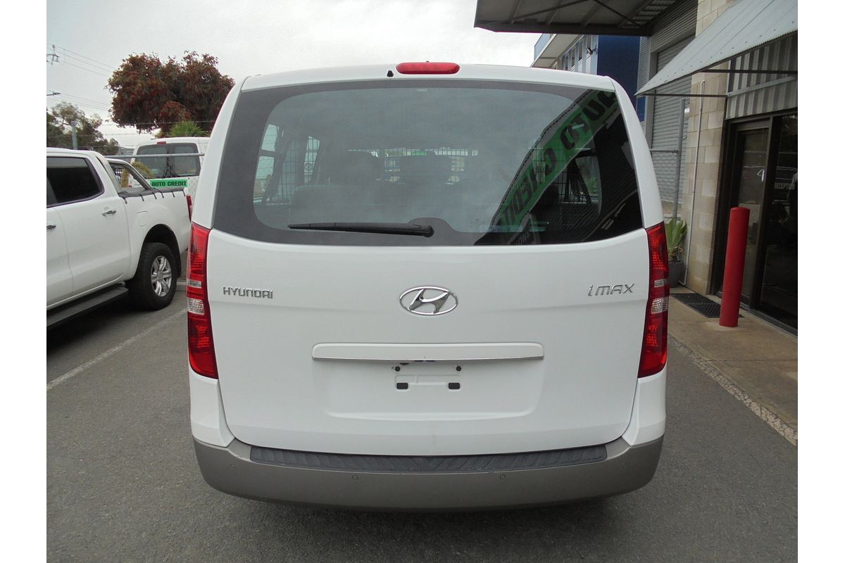 2017 Hyundai iMax TQ3-W Series II
