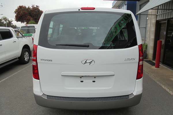 2017 Hyundai iMax TQ3-W Series II
