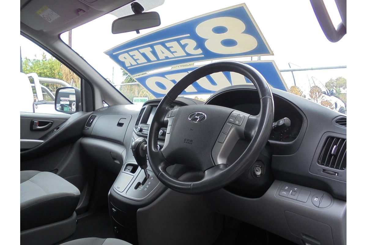 2017 Hyundai iMax TQ3-W Series II