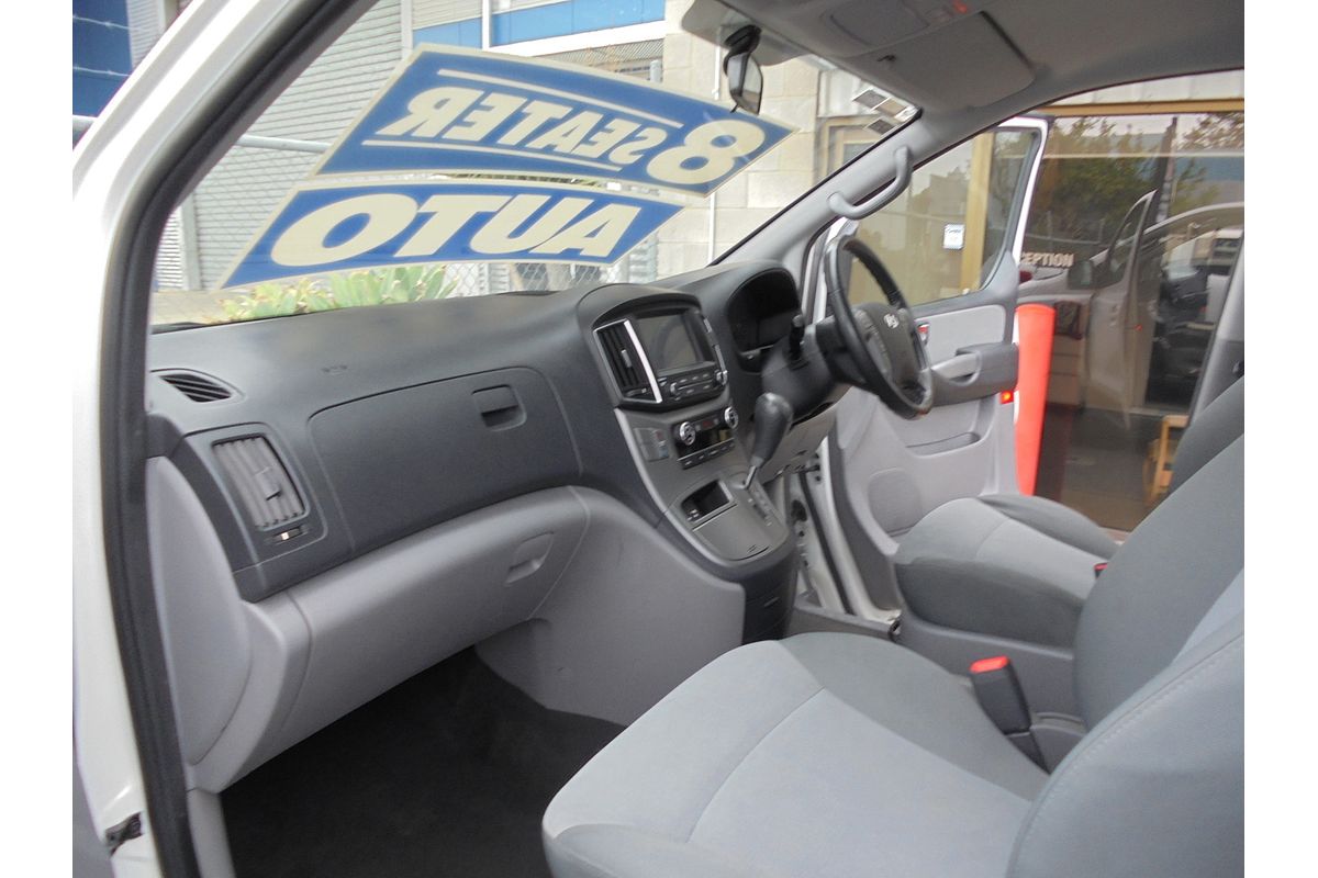 2017 Hyundai iMax TQ3-W Series II