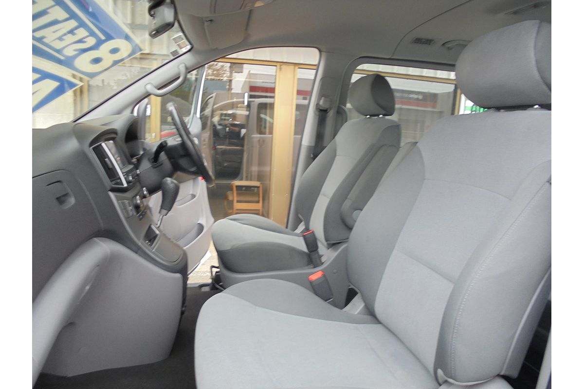 2017 Hyundai iMax TQ3-W Series II