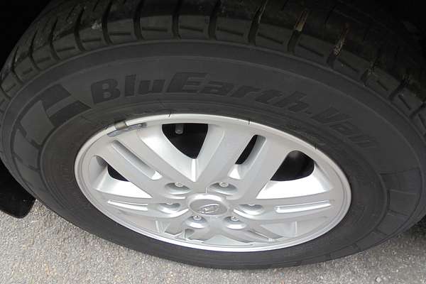 2017 Hyundai iMax TQ3-W Series II