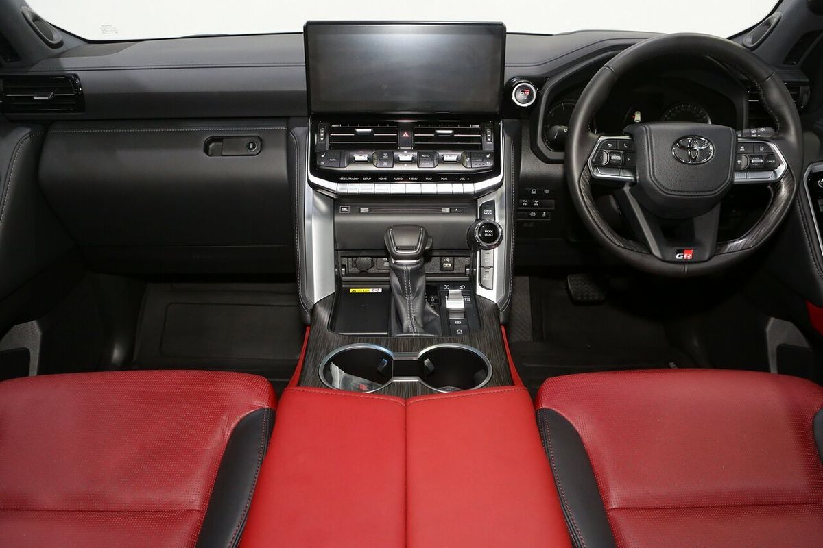 2024 Toyota Landcruiser GR Sport FJA300R