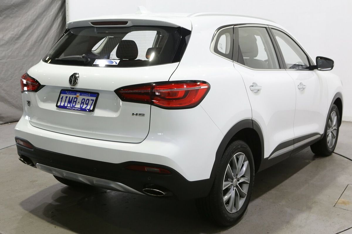 2024 MG HS Vibe SAS23