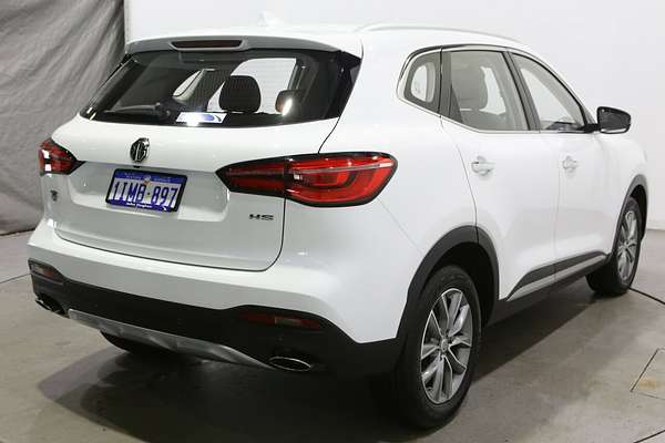 2024 MG HS Vibe SAS23