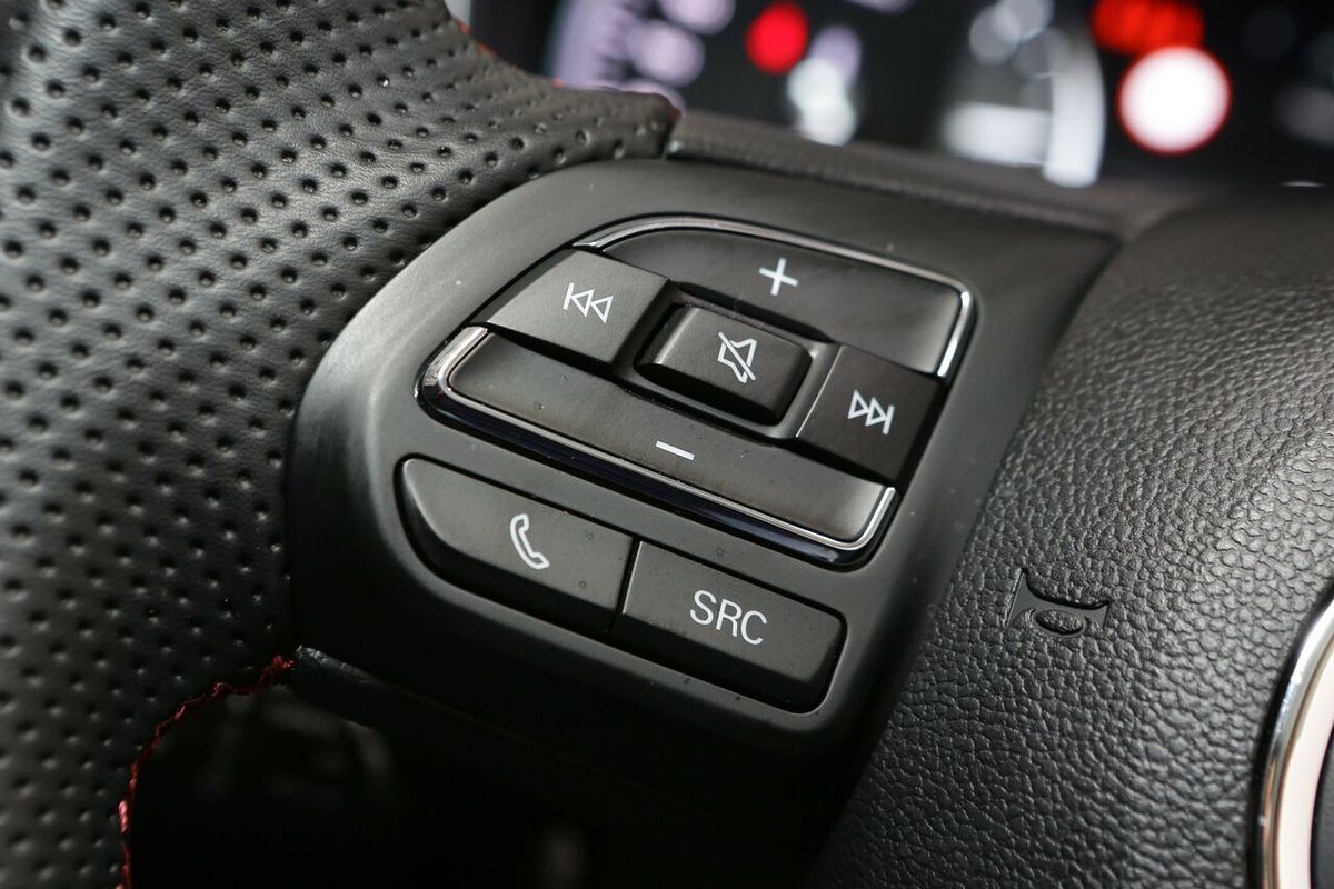 2024 MG HS Vibe SAS23